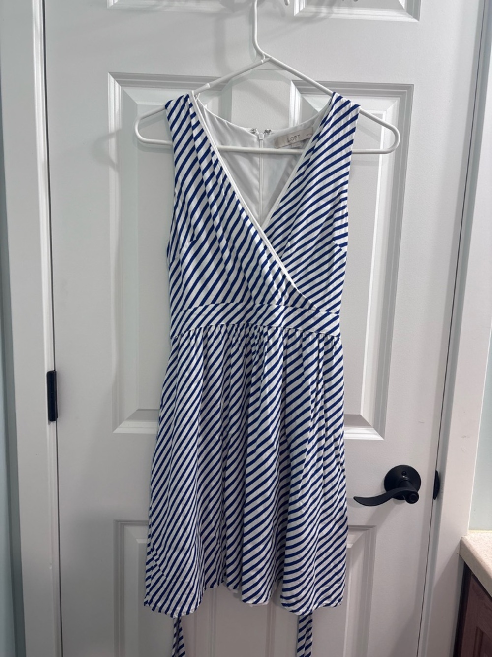 LOFT Navy and White Diagonal Stripe Sleeveless Dress size 4 petite